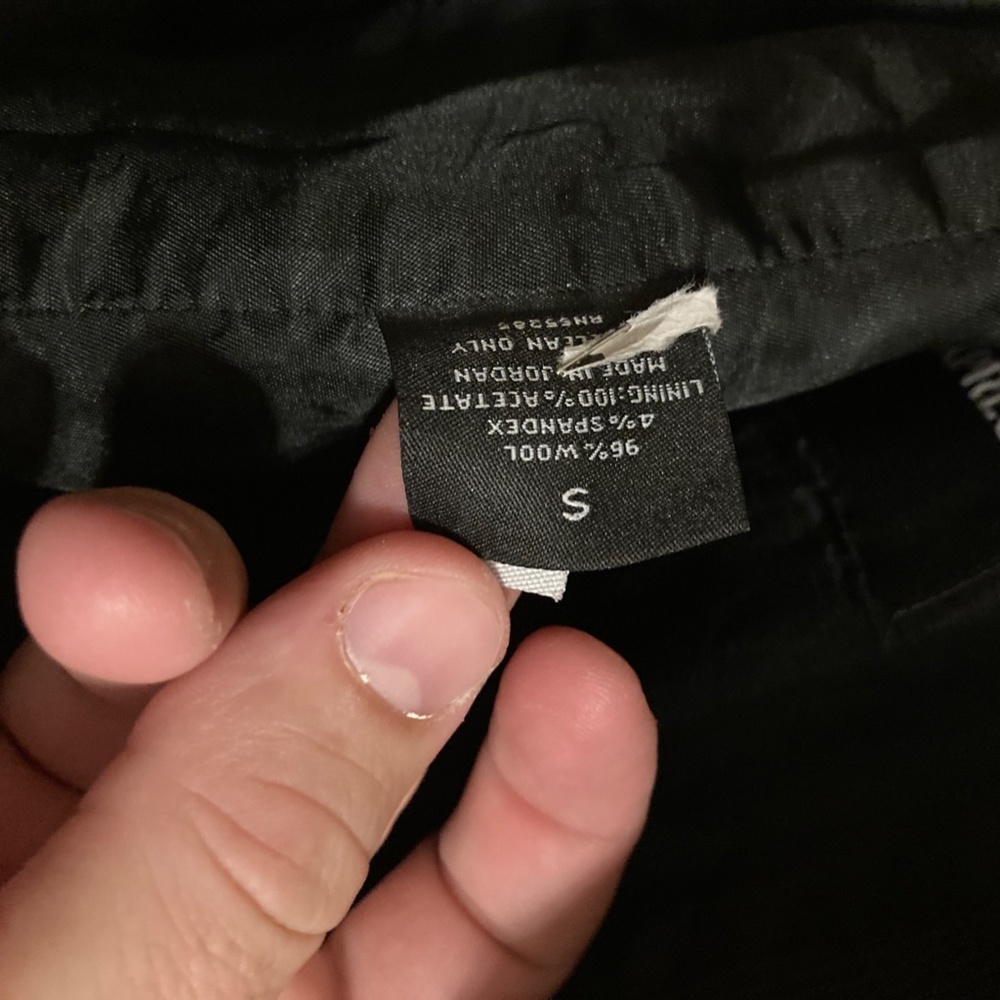 Express Suit - Picture 6 of 9